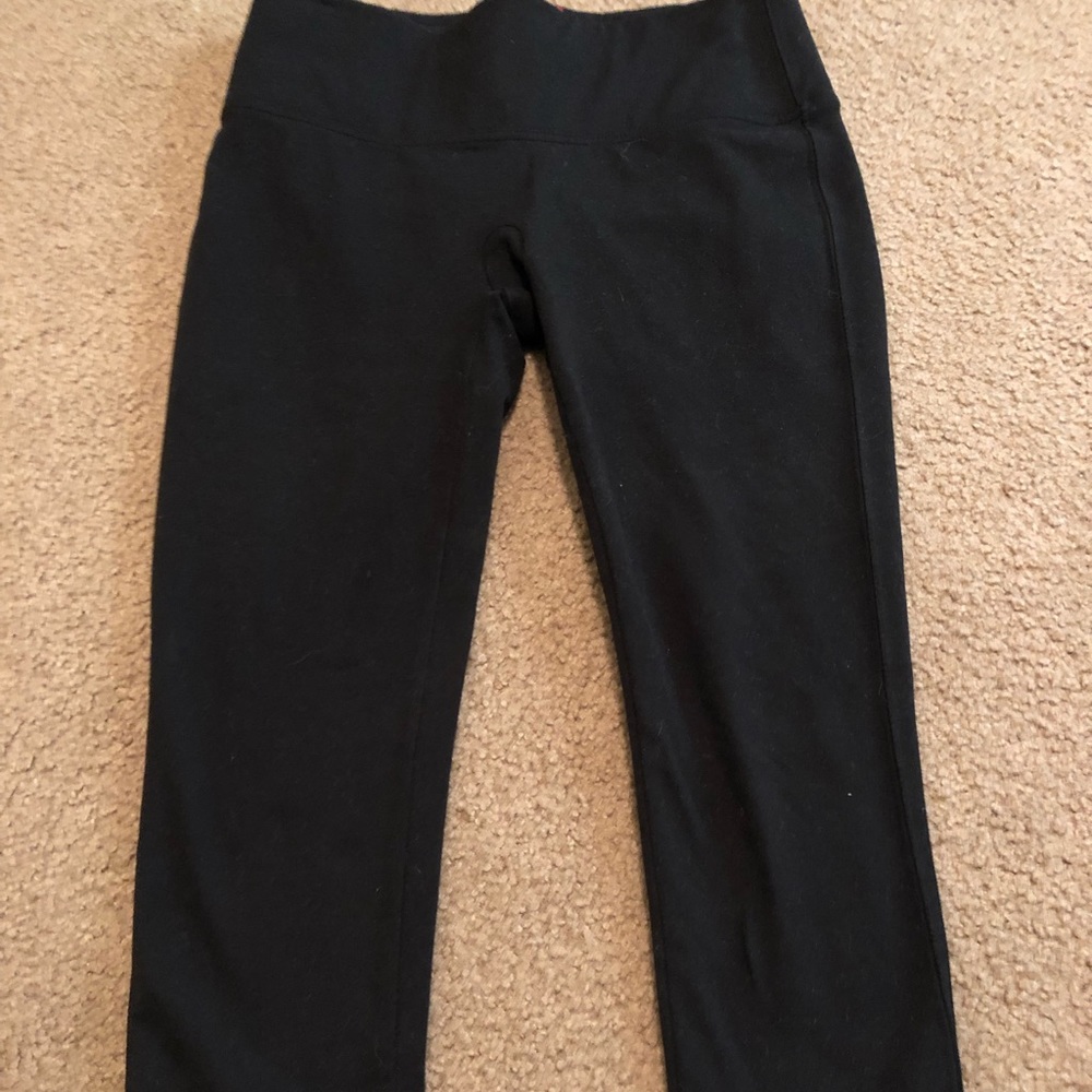 Spanx Capri length medium shaping